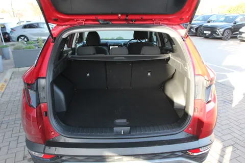 KP72RZJ Hyundai Tucson 1.6 TGDi 48V MHD Premium 5dr 2WD DCT Thumbnail #14