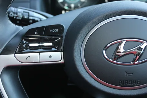 KP72RZJ Hyundai Tucson 1.6 TGDi 48V MHD Premium 5dr 2WD DCT Thumbnail #20