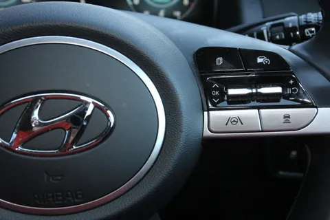 KP72RZJ Hyundai Tucson 1.6 TGDi 48V MHD Premium 5dr 2WD DCT Thumbnail #21