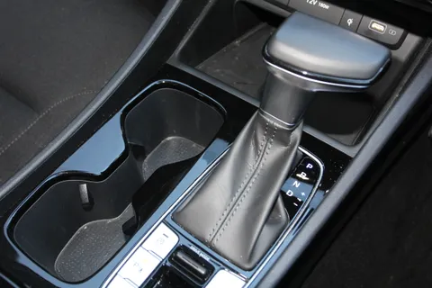 KP72RZJ Hyundai Tucson 1.6 TGDi 48V MHD Premium 5dr 2WD DCT Thumbnail #26