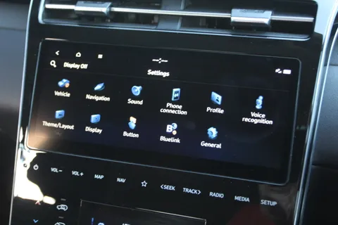 KP72RZJ Hyundai Tucson 1.6 TGDi 48V MHD Premium 5dr 2WD DCT Thumbnail #31