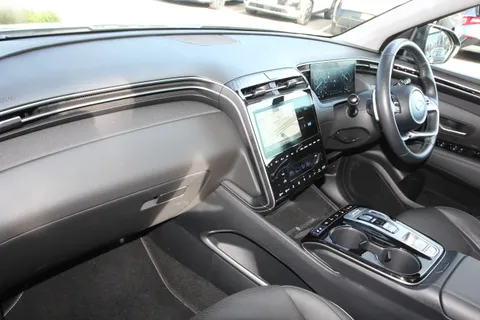 MK73TFO Hyundai Tucson 1.6 TGDi Hybrid 230 Ultimate 5dr 2WD Auto Thumbnail #9