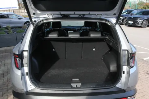 MK73TFO Hyundai Tucson 1.6 TGDi Hybrid 230 Ultimate 5dr 2WD Auto Thumbnail #17