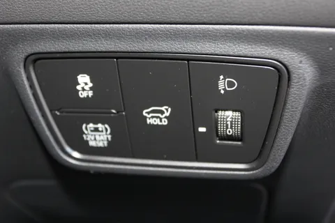 MK73TFO Hyundai Tucson 1.6 TGDi Hybrid 230 Ultimate 5dr 2WD Auto Thumbnail #21