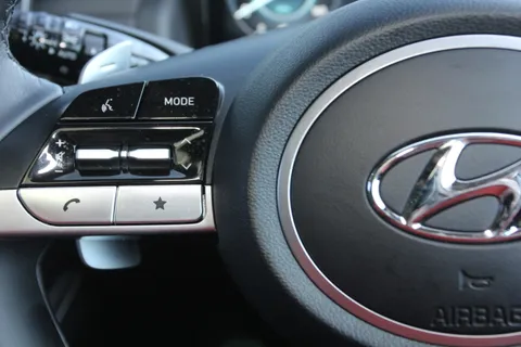 MK73TFO Hyundai Tucson 1.6 TGDi Hybrid 230 Ultimate 5dr 2WD Auto Thumbnail #24