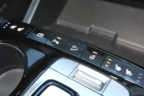 MK73TFO Hyundai Tucson 1.6 TGDi Hybrid 230 Ultimate 5dr 2WD Auto Thumbnail #29