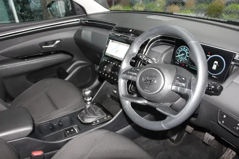 RA21MVN Hyundai Tucson 1.6 TGDi Premium 5dr 2WD Thumbnail #17