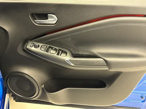 DV25LHG Nissan Juke 1.0 DiG-T N-Connecta 5dr Thumbnail #19