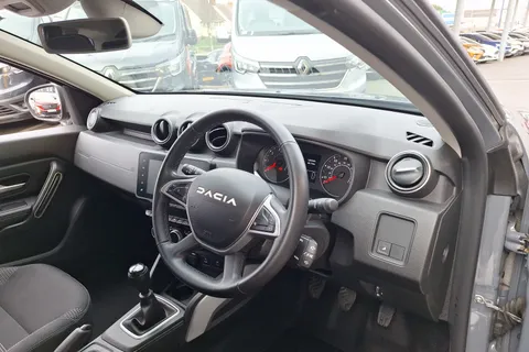 BV24XST Dacia Duster 1.3 TCe 130 Journey 5dr Thumbnail #30