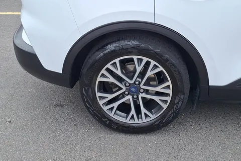 BK21ZCO Ford Kuga 1.5 EcoBlue Titanium Edition 5dr Thumbnail #5