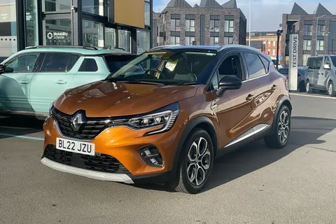 BL22JZU Renault Captur 1.6 E-TECH Hybrid 145 SE Edition 5dr Auto Thumbnail #14