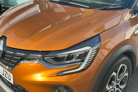 BL22JZU Renault Captur 1.6 E-TECH Hybrid 145 SE Edition 5dr Auto Thumbnail #15