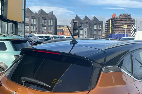 BL22JZU Renault Captur 1.6 E-TECH Hybrid 145 SE Edition 5dr Auto Thumbnail #22