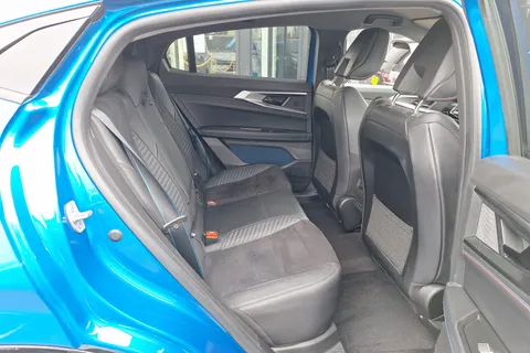 DU25VVE Renault Rafale E-Tech FHEV Techno Esprit Alpine 5dr Auto 4C Thumbnail #18