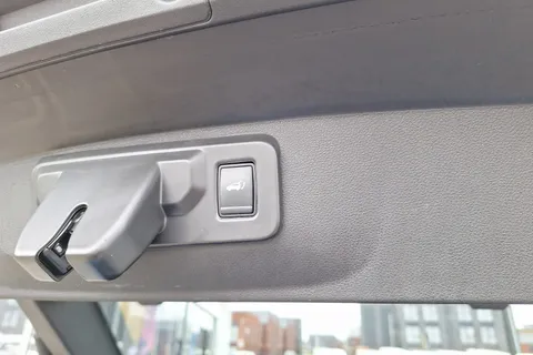 DU25VVE Renault Rafale E-Tech FHEV Techno Esprit Alpine 5dr Auto 4C Thumbnail #24