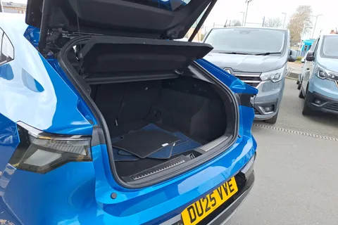 DU25VVE Renault Rafale E-Tech FHEV Techno Esprit Alpine 5dr Auto 4C Thumbnail #26