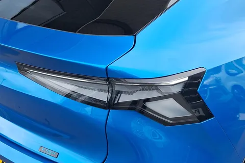 DU25VVE Renault Rafale E-Tech FHEV Techno Esprit Alpine 5dr Auto 4C Thumbnail #33