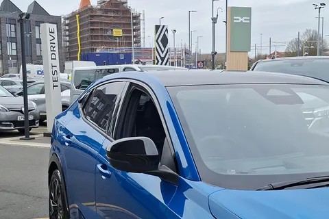 DU25VVE Renault Rafale E-Tech FHEV Techno Esprit Alpine 5dr Auto 4C Thumbnail #37