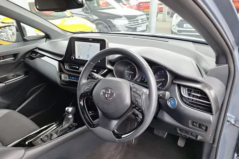 MH22KFN Toyota C-HR 1.8 Hybrid Design 5dr CVT Thumbnail #15