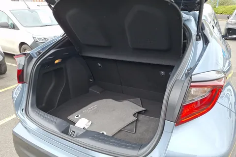 MH22KFN Toyota C-HR 1.8 Hybrid Design 5dr CVT Thumbnail #24