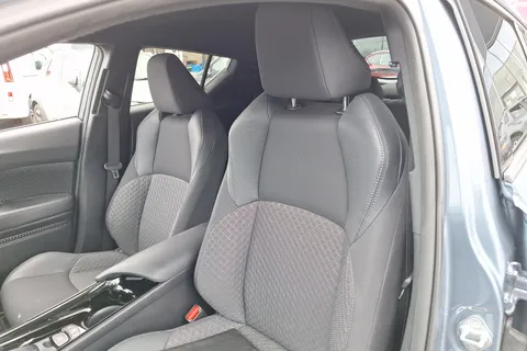 MH22KFN Toyota C-HR 1.8 Hybrid Design 5dr CVT Thumbnail #35