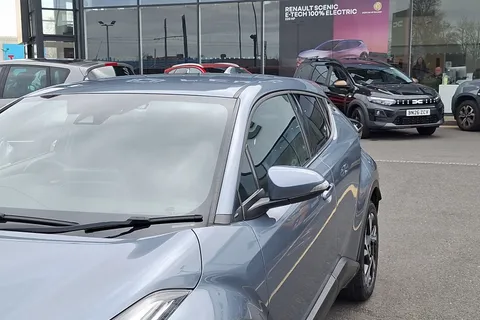 MH22KFN Toyota C-HR 1.8 Hybrid Design 5dr CVT Thumbnail #39