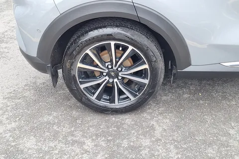 DX70LLG Ford Puma 1.0 EcoBoost Hybrid mHEV 155 Titanium 5dr Thumbnail #5