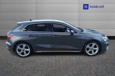 RF72XCA Audi A3 35 TFSI S Line 5dr Thumbnail #6