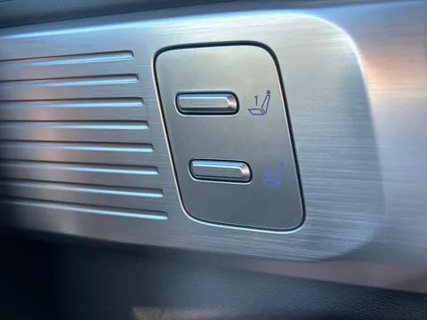 EA74WVK Hyundai Santa Fe 1.6 TGDi Plug-in Hybrid Ultimate 5dr 4WD Auto Thumbnail #22