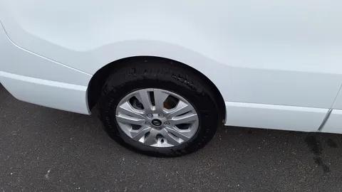 DL75WPD Renault Trafic LL30 Blue dCi 150 Extra [Safety] Van EAG9 Thumbnail #9