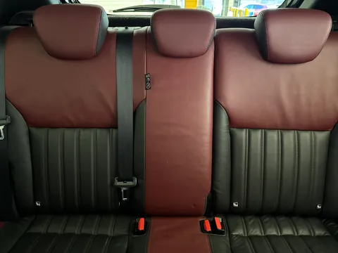 YG17RZE Nissan Micra 0.9 IG-T Tekna 5dr [Leather] Thumbnail #18