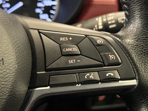 YG17RZE Nissan Micra 0.9 IG-T Tekna 5dr [Leather] Thumbnail #24