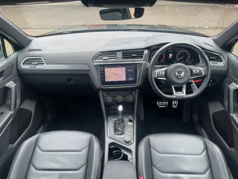 LL18UZP Volkswagen Tiguan 2.0 TSi 180 4Motion R-Line 5dr DSG Thumbnail #15