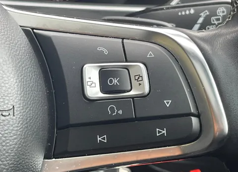 LL18UZP Volkswagen Tiguan 2.0 TSi 180 4Motion R-Line 5dr DSG Thumbnail #21