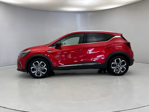 DL72RYD Renault Captur 1.6 E-Tech full hybrid 145 Techno 5dr Auto Thumbnail #4