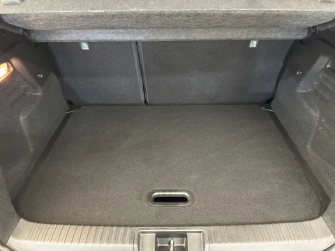 DL72RYD Renault Captur 1.6 E-Tech full hybrid 145 Techno 5dr Auto Thumbnail #9