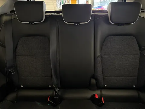 DL72RYD Renault Captur 1.6 E-Tech full hybrid 145 Techno 5dr Auto Thumbnail #16