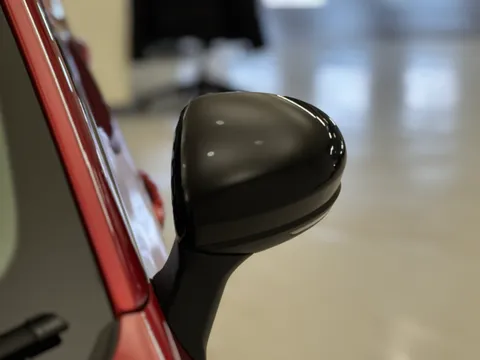 DL72RYD Renault Captur 1.6 E-Tech full hybrid 145 Techno 5dr Auto Thumbnail #31