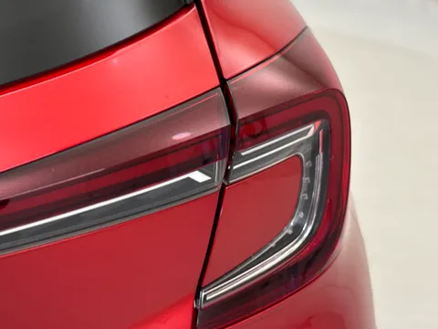 DL72RYD Renault Captur 1.6 E-Tech full hybrid 145 Techno 5dr Auto Thumbnail #33