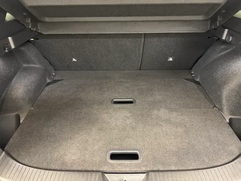 OE74UGP Nissan Qashqai 1.3 DiG-T MH Tekna 5dr Thumbnail #12