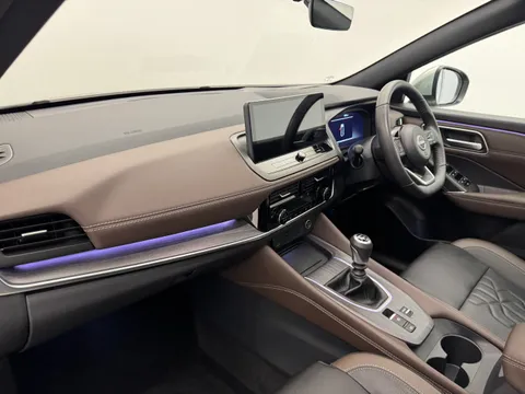 OE74UGP Nissan Qashqai 1.3 DiG-T MH Tekna 5dr Thumbnail #15