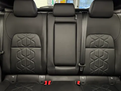 OE74UGP Nissan Qashqai 1.3 DiG-T MH Tekna 5dr Thumbnail #19