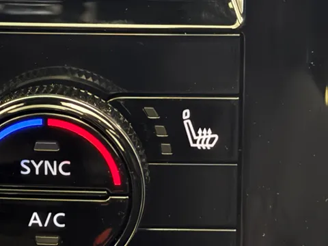 OE74UGP Nissan Qashqai 1.3 DiG-T MH Tekna 5dr Thumbnail #31