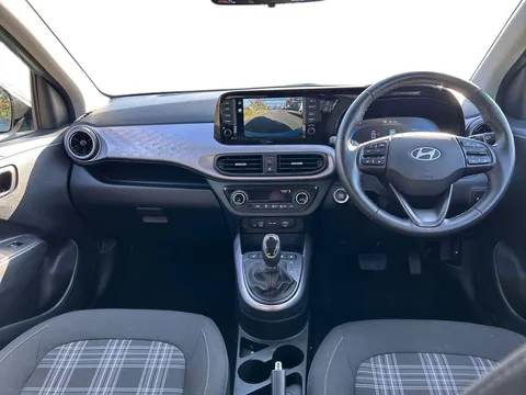 EA25ZFV Hyundai i10 1.0 [63] Premium 5dr Auto [Nav] Thumbnail #15