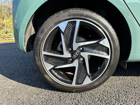 EA25ZFV Hyundai i10 1.0 [63] Premium 5dr Auto [Nav] Thumbnail #10