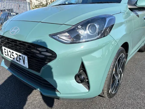 EA25ZFV Hyundai i10 1.0 [63] Premium 5dr Auto [Nav] Thumbnail #12