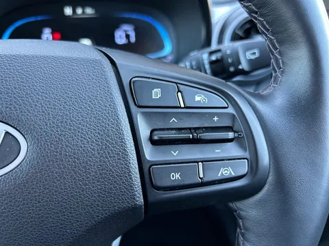 EA25ZFV Hyundai i10 1.0 [63] Premium 5dr Auto [Nav] Thumbnail #23