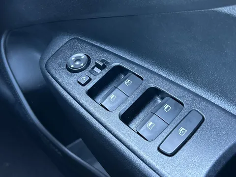 EA25ZFV Hyundai i10 1.0 [63] Premium 5dr Auto [Nav] Thumbnail #25