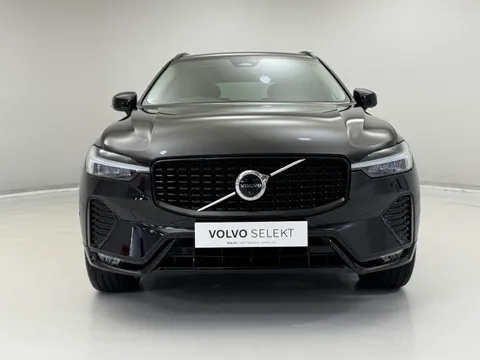 DU25WBN Volvo XC60 2.0 B5P Plus Dark 5dr AWD Geartronic Thumbnail #4