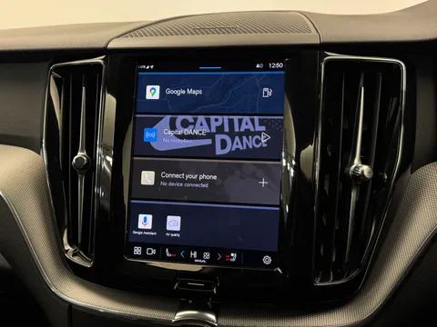 DU25WBN Volvo XC60 2.0 B5P Plus Dark 5dr AWD Geartronic Thumbnail #24